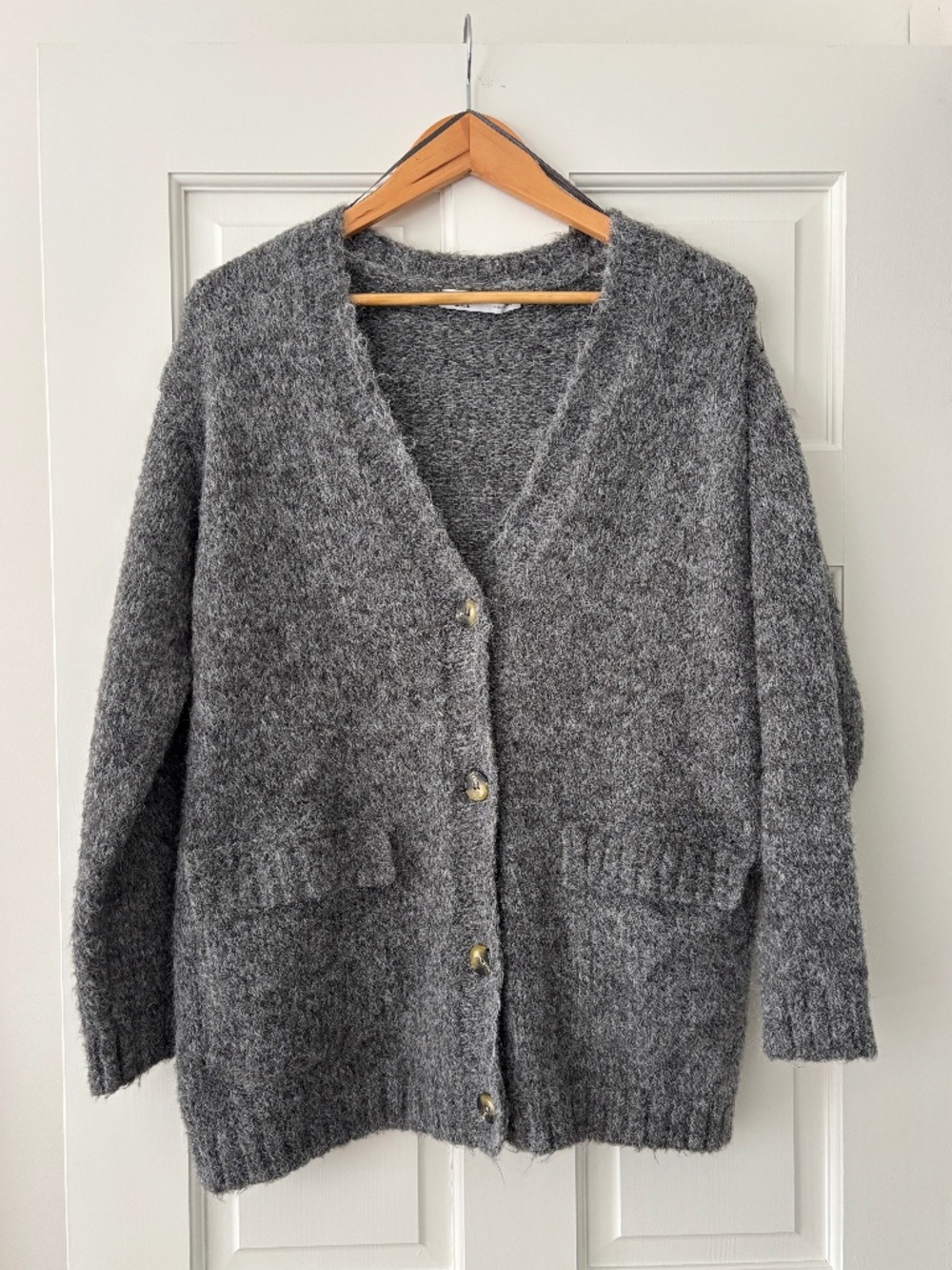 Zara Oversized Cardigan Sweater in Grey, Size M